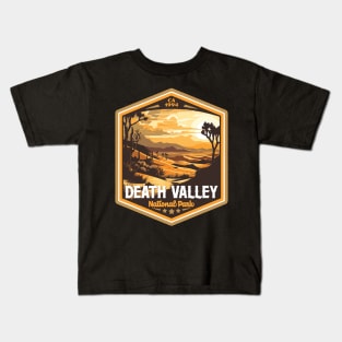 Death Valley National Park Vintage Outdoor Badge Kids T-Shirt